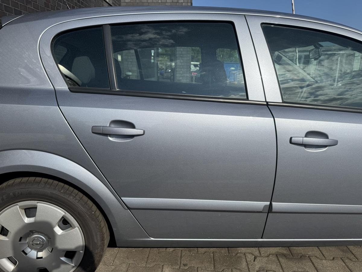 Opel Astra H original T&uuml;r hinten rechts Z163 Lichtsilber Flie&szlig;heck Bj.2006